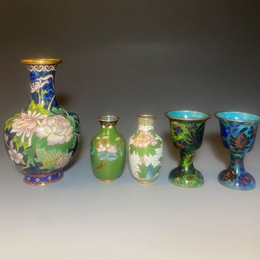 Set of Five ( 5 ) Vintage Chinese Enameled Cloisonné Floral Vases 