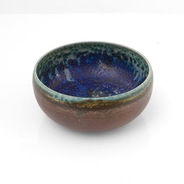 Liisa Hallamaa richly glazed stoneware bowl, Arabia, Finland 1950-60s.