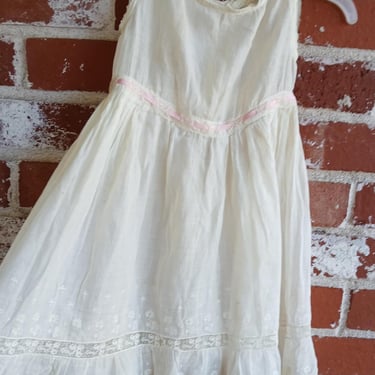 Gorgeous Antique Cotton White on White Cotton Heirloom Dress Embroidery / Lace / Scallop Hem / Rare 