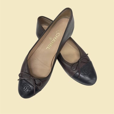 Vintage Chanel Ballet Flats Retro 2000s Womens Footwear + Size 37 + Brown + Black + Genuine Leather + Loafers + Slip Ons + Made in Italy 