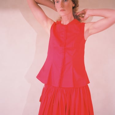 Sleeveless Victorian Top in Red