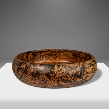 Large Mid-Century Organic Modern Serving Bowl Carved from Mango Wood, USA, c. 1960's 