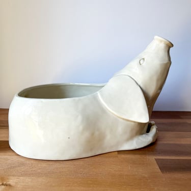 Ceramic Cream Pig Fruit Bowl. Country Kitchen Decorative Bowl. 