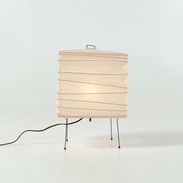 Isamu Noguchi Akari Table Lamp 3X 1980s Production 