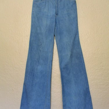 Vintage 70s Levi's Fresh Produce Bellbottom Jeans, Light Blue Denim, Size 31 Unisex, high waist jeans, Orange Tab 