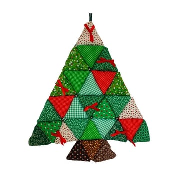 Handmade Vintage Patchwork Pattern Puffy Tree, Christmas Tree Quilt Wall Hanging, Vintage Christmas Decor 