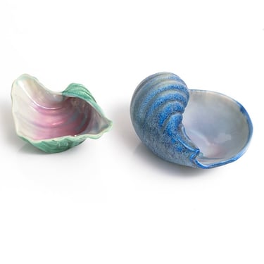 Ewald Dahlskog ceramic shell form bowls, blue & green Bo Fajans, Sweden 1940