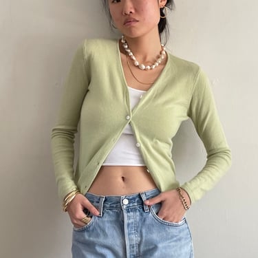 90s cashmere cardigan / vintage cropped celadon mint green cashmere button front snug V neck capsule wardrobe cardigan sweater | Small 