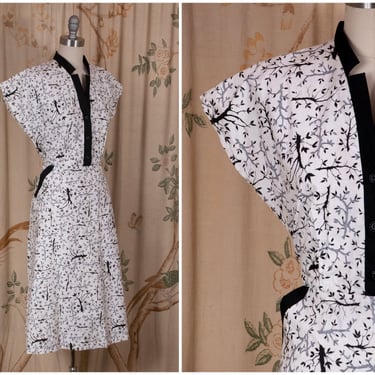 1950s Dress - Fantastic Vintage 50s Crisp Tree Branch Print Day Dress in Black, White and Grey with Jet Black Accents 