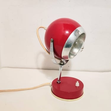 Mid Century Modern Atomic Eyeball Desk / Table Lamp / Verner Panton Style Space Age Lighting / 70's Retro Decor / Red Light/ Yugoslavia 