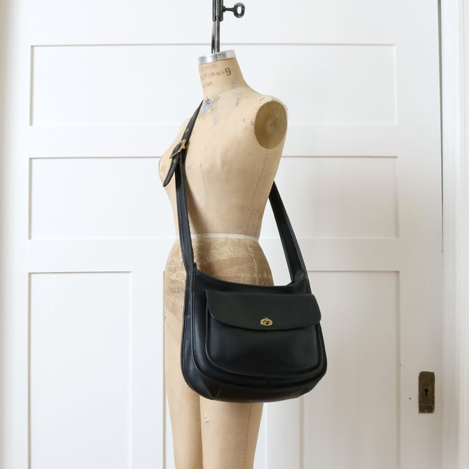 バッグ Vintage Coach Taft bag Black Leather USA Vintage Coach Taft 9980 Black Leather Turnlock Crossbody