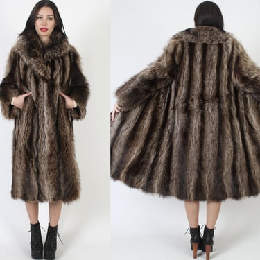Full Length Raccoon Fur Coat / Mountain Man Fur Jacket / Vintage 70s Outdoors Wilderness Overcoat 