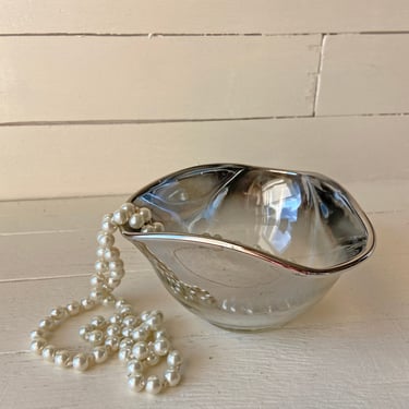 Vintage Vitreon Queens Lusterware Roly Poly Silver Ombre Fade Dish, Catch All // Vintage Barware, Midcentury Barware // Perfect Gift 