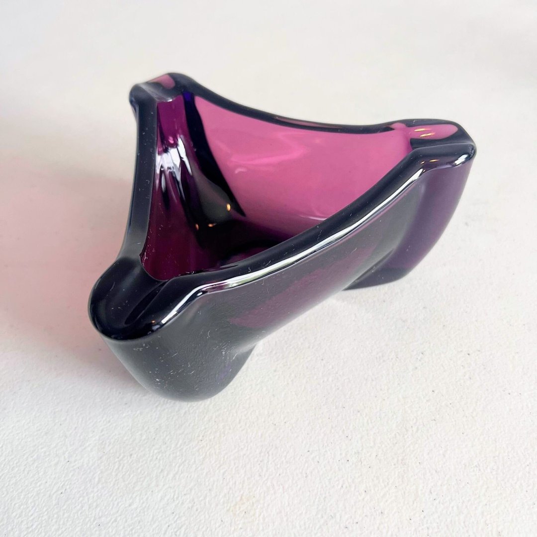 Amethyst Purple Glass Cigar Ashtray Clover Shaped Bowl Panelled 3 high quality Slot Tiffin Vintage