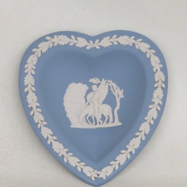 Wedgwood Jasperware Blue Bellerophon and Pegasus Heart Shaped Trinket Dish 3647B