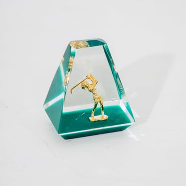 Unique Canada Woman Golfer in Lucite Sculpture Paperweight 