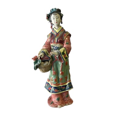 Chinese Oriental Porcelain Ancient Style Dressing Lady Figure ws2498E 