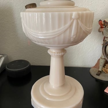 Vintage Aladdin Alacite Pink Milk Glass Lincoln Drape Oil Lamp 