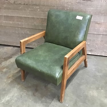 Vintage Faux Leather Lounge Chair (Tacoma)