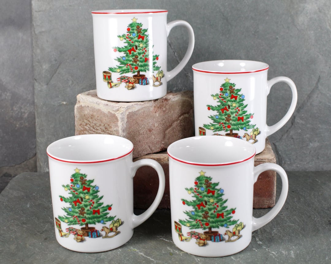 1960s Christmas Mugs Shibata Fine Porcelain Classic Christmas Tree