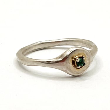 Sonja Fries | Emerald in 14K White Gold Pinky Ring