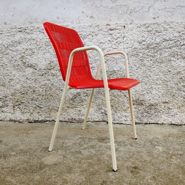 Vintage Picnic Chair/ Retro Plastic Chair/ Plastic Red Chair/Vintage Furniture/ Mid Century Chair/ Patio Chair/ Space Age/ Atomic/ 70s 