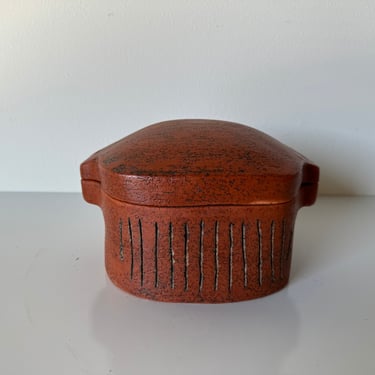 Mid-Century Organic Studio Pottery Lidded Pot / Box 