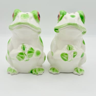 Vintage J.S.N.Y c. 1973 Spotted Green and White Frog Salt & Pepper Shakers by LeChalet