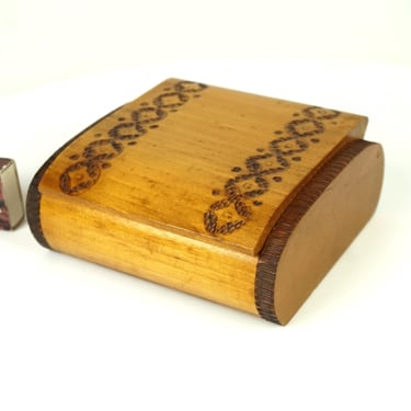 Small wooden box, Tobacco wooden box, Vintage 1960's Handmade Wooden Cigarette Box, old Cigarette Dispenser, box Folk art, 