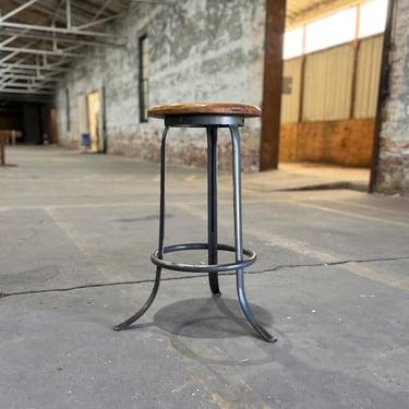 Vintage Dependable Stool Mfg Industrial 3-Legged Stool 