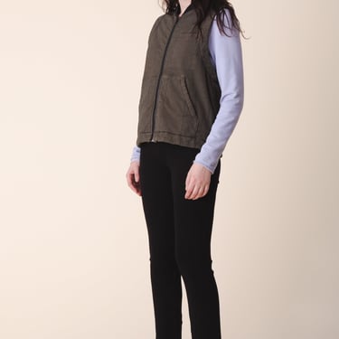 Muffle Vest in Umber Wash