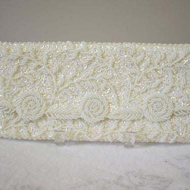 1960s White Beaded Evening Clutch 