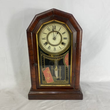 New Haven Clock Co. Shelf or Mantel Clock c. 1880
