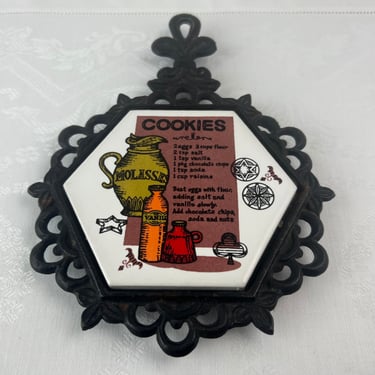 Rare Vintage Holt Howard Wrought Iron Trivet, Ceramic tile with Recipe for Sugar Cookies, Rustic Decor, 1950s, vintage kitchen decor, gift 