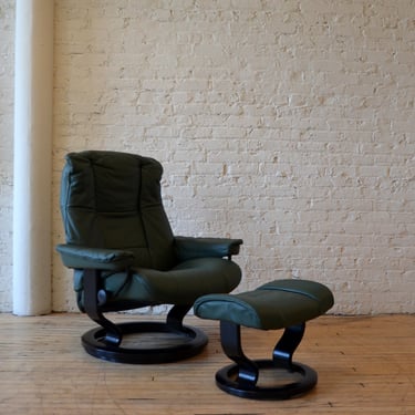 Ekornes Stressless Danish Leather High-End Recliner Chair Like-New!!!