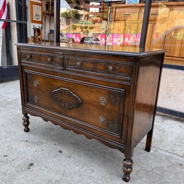  Castanet Collection | 1920’s Spanish-style Dresser With Three Drawers