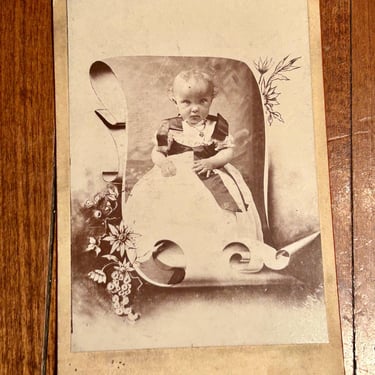 Victorian Baby Portait Infant Child Cabinet Card 1890s 1900s Black White Photo 