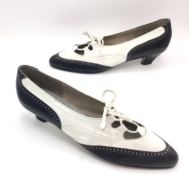 Vintage Black and White Leather Ghillie Shoes, Spectator Lace-Ups, US Size 8 to 8 1/2 Narrow, VFG 