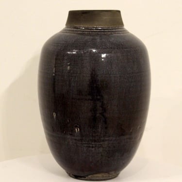 Vintage Mid Century Modern Studio Pottery Ceramic Navy Blue Vessel Vase 13