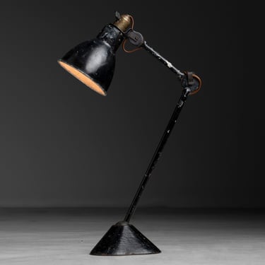 Gras Desk Lamp