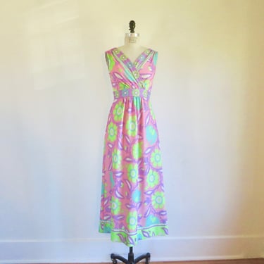1970's Pink and Green Floral Long Knit Maxi Dress Sleeveless Mod Italian Pucci Style Print 70's Spring Summer 28" Waist Size Small 