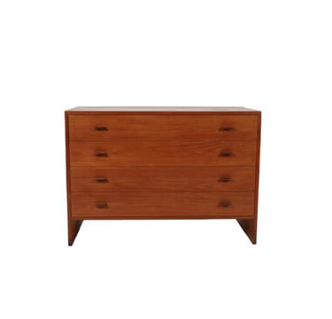 Danish Modern Ry Mobler Occasional Chest