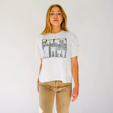 Vintage 70s 80s New York City Skyline Single Stitch Distressed Tee Shirt | CBGB, Punk Rock | Cropped Boxy Fit | 1970s 1980s NYC Rock T-Shirt 