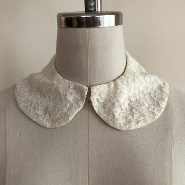 Ivory Lace Collar - 1960s 