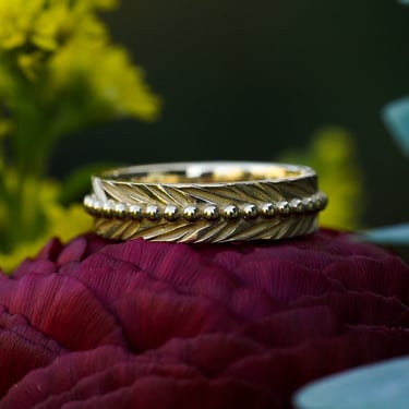 Gold Sagitta Wedding Band - In Stock