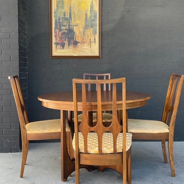 Brasilia Walnut Dining Table with Chairs