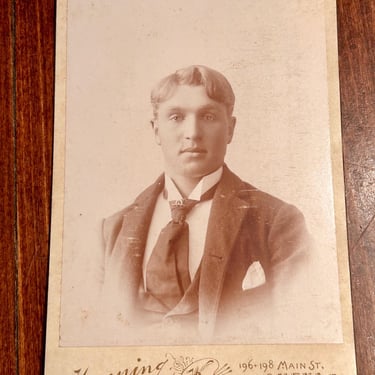 Antique Photo Cabinet Card Photograph Victorian Man Portrait Chicago 