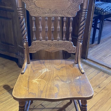 Carved Wood Dining Chair w Spindles