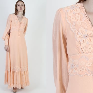 70s Plain Peach Boho Wedding Dress / Lace Up Corset Tie Bodice / Country Barn Festival Maxi Dress 