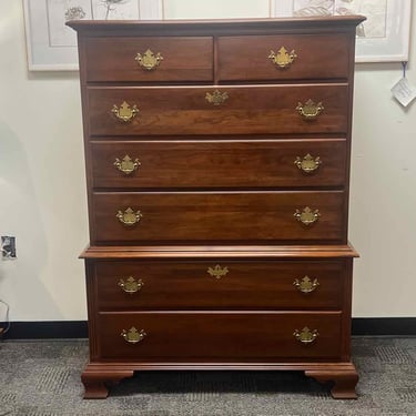 Nathan Hale Queen Anne Chest on Chest